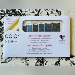 ✨Sold✨Color Street, In A Flurry French Manicure